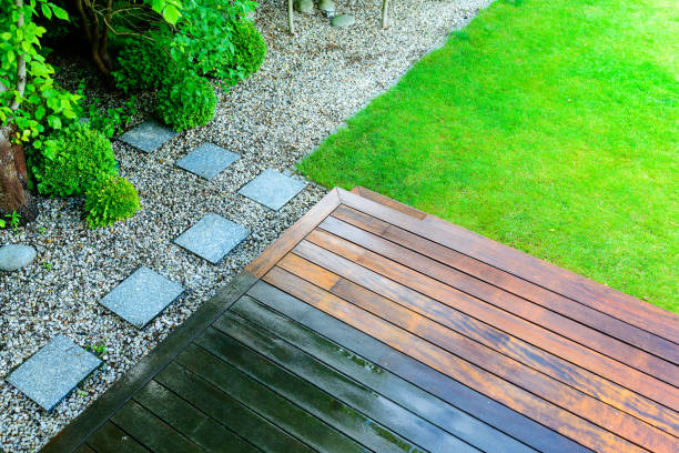 Best Animal Enclosure Cleaning  in Burlingame, CA
